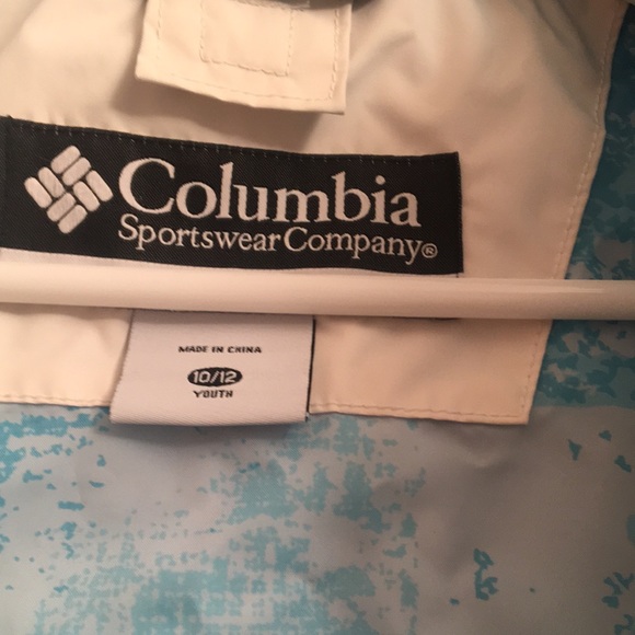 Girls Columbia winter jacket outer shell - Picture 5 of 13